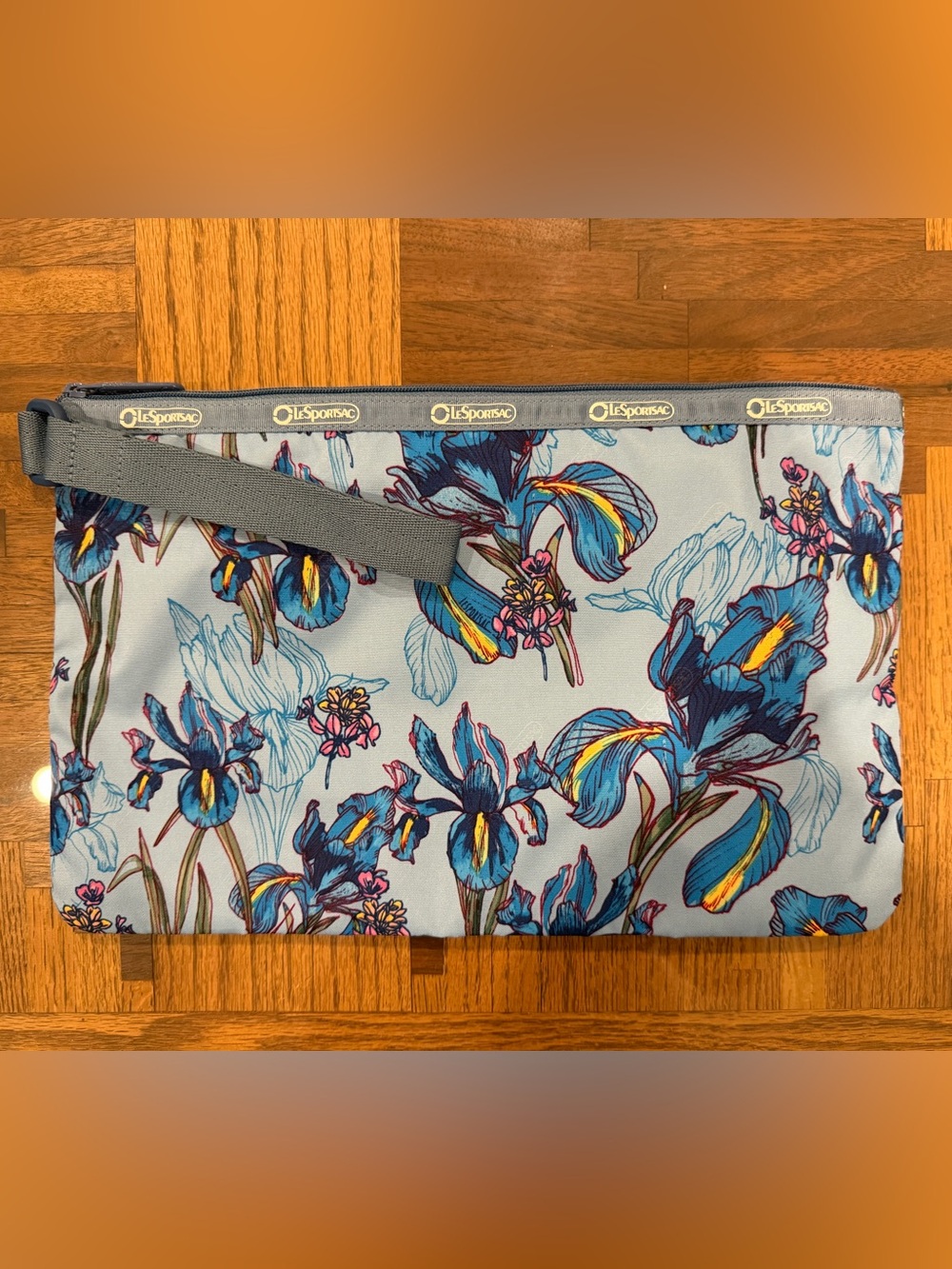 Lesportsac Clutch/Large Pouch with blue iris print